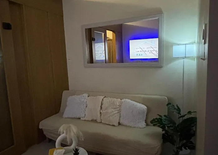 Apartment A&h Staycation In Shell Residences Moa Pasay